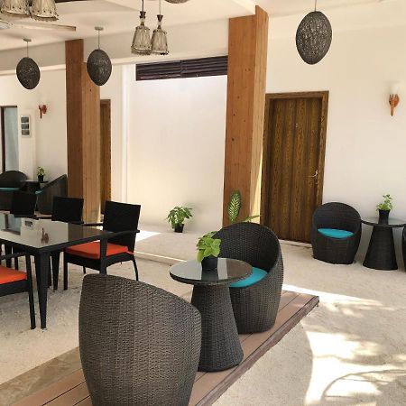 Lvis Blancura Hotel Dharavandhoo Luaran gambar