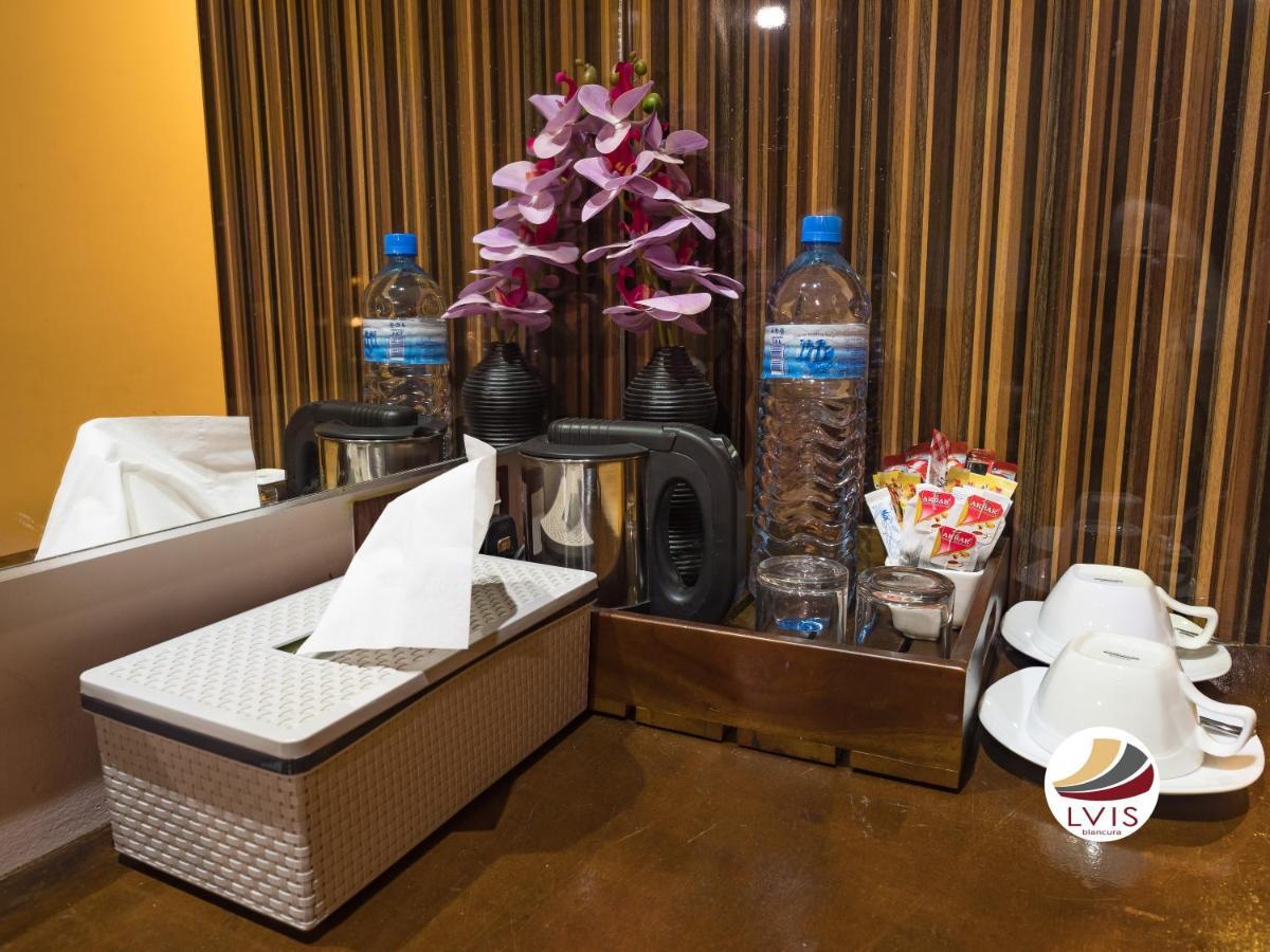 Lvis Blancura Hotel Dharavandhoo Luaran gambar